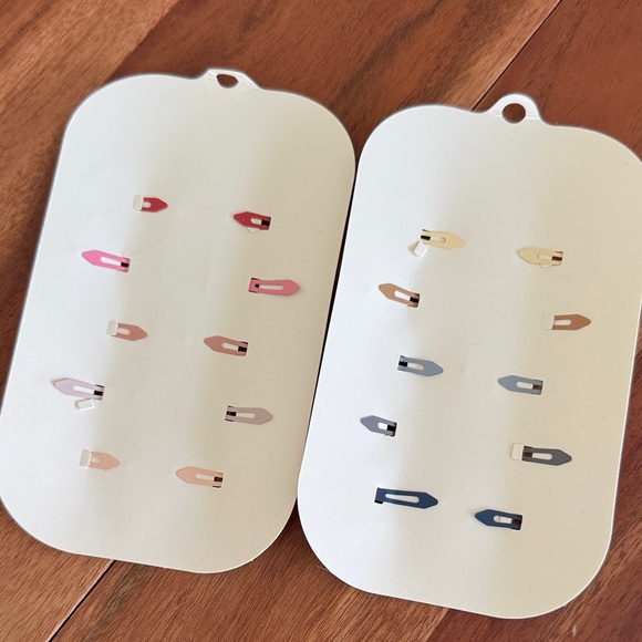 Heart-Shaped Hair Clips - Pink, Cream, Blue - Picture 2 of 3